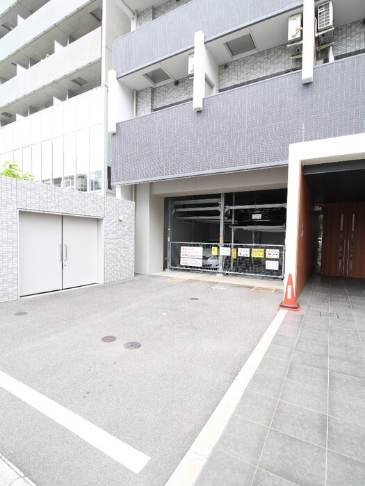 エスト－ネ江坂の物件外観写真