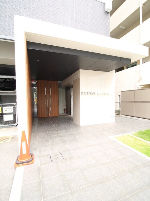 エスト－ネ江坂の物件外観写真