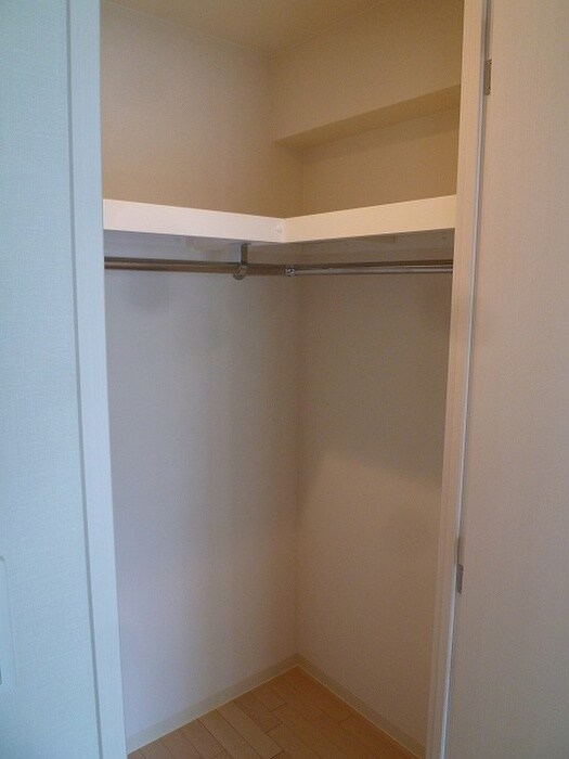 エスト－ネ江坂の物件内観写真