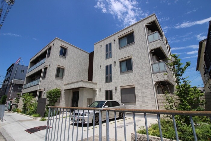 ベルブランシュの物件外観写真