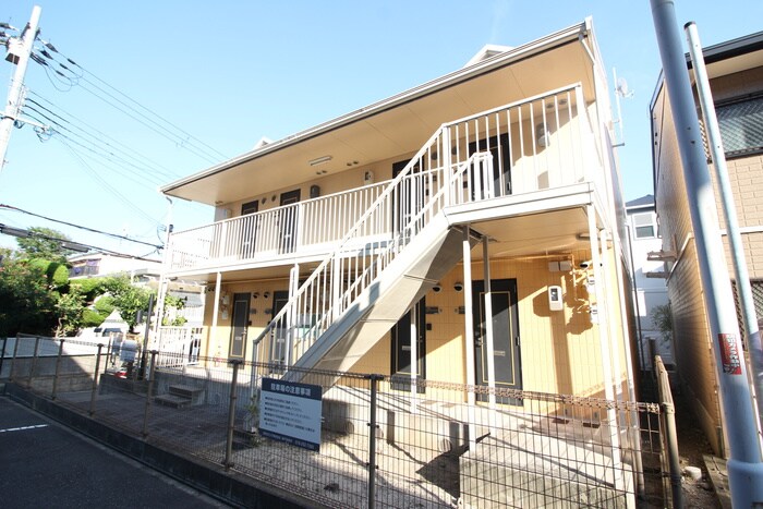 ｲｰｽﾄﾊｲﾂ甲南の物件外観写真