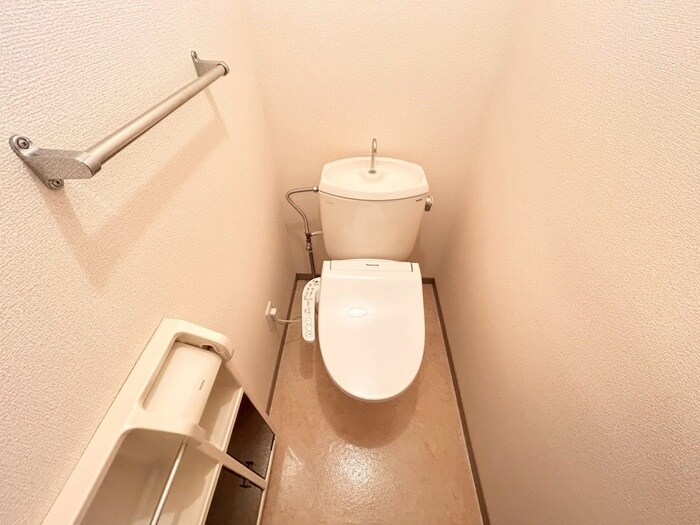 ｲｰｽﾄﾊｲﾂ甲南の物件内観写真