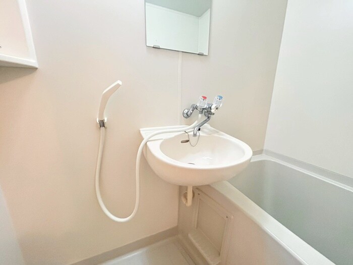 ｲｰｽﾄﾊｲﾂ甲南の物件内観写真