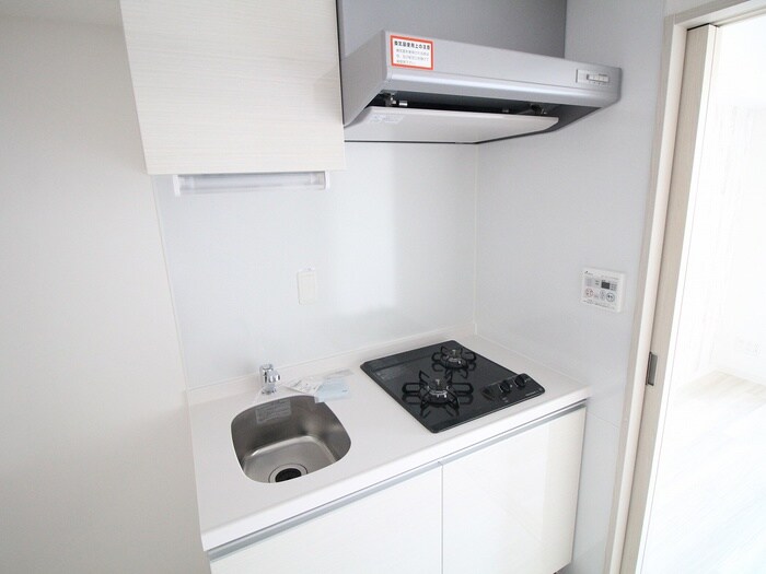 ワールドアイ神戸湊町(1004)の物件内観写真