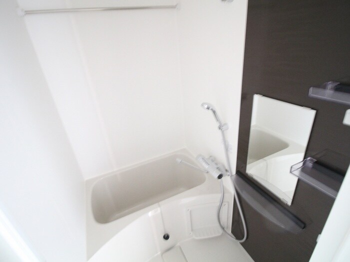 ワールドアイ神戸湊町(1004)の物件内観写真