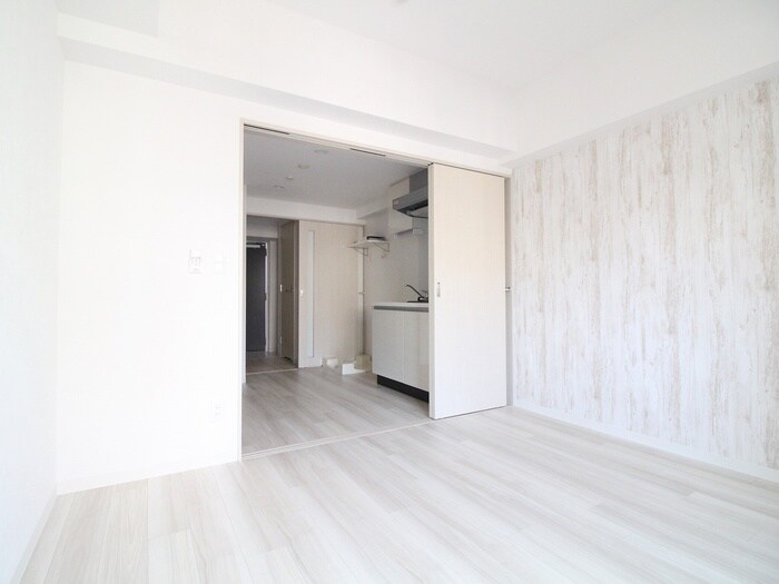 ワールドアイ神戸湊町(1004)の物件内観写真