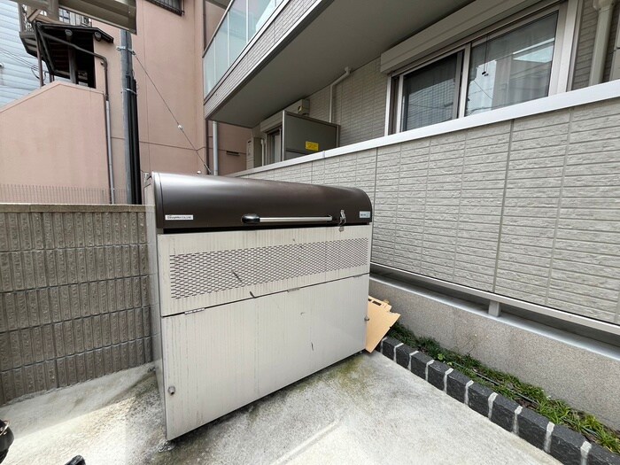 太秦レジデンス　W棟の物件外観写真