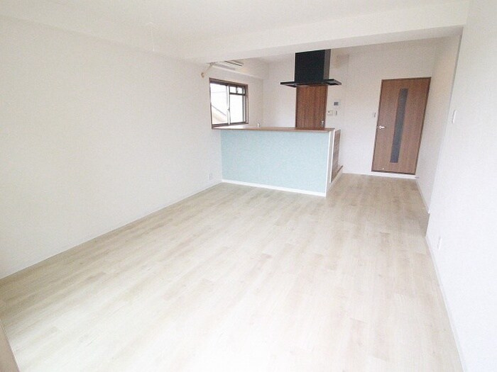 パインフィールド二条城の物件内観写真