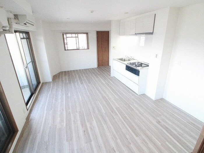 パインフィールド二条城の物件内観写真