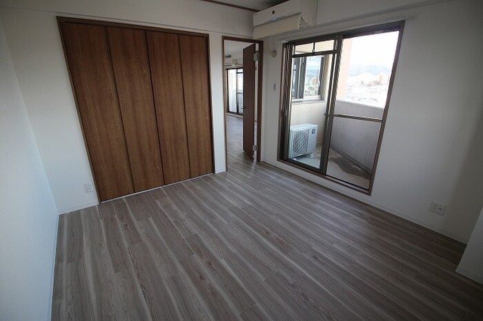 パインフィールド二条城の物件内観写真