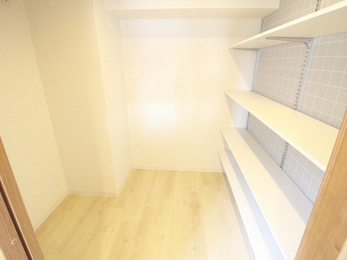 パインフィールド二条城の物件内観写真