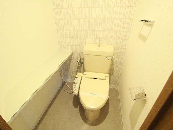 パインフィールド二条城の物件内観写真