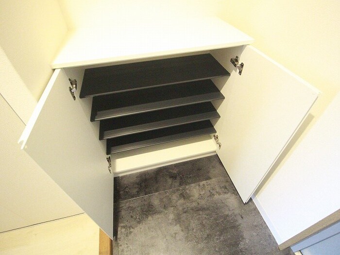 パインフィールド二条城の物件内観写真