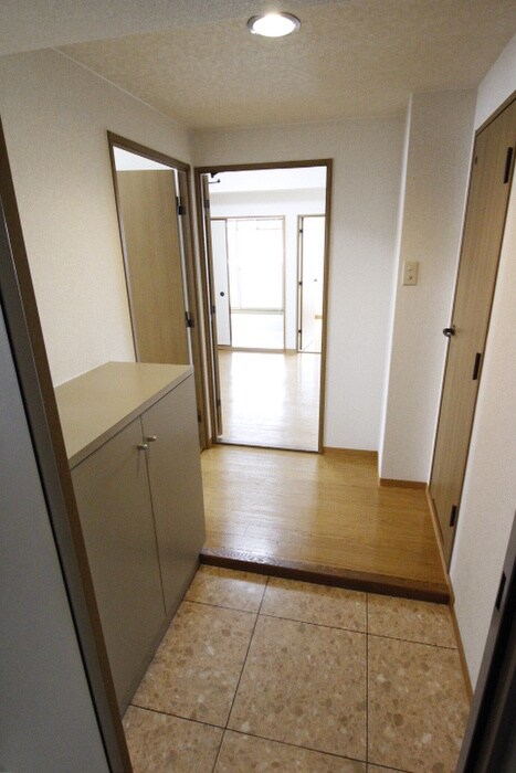 パインフィールド二条城の物件内観写真