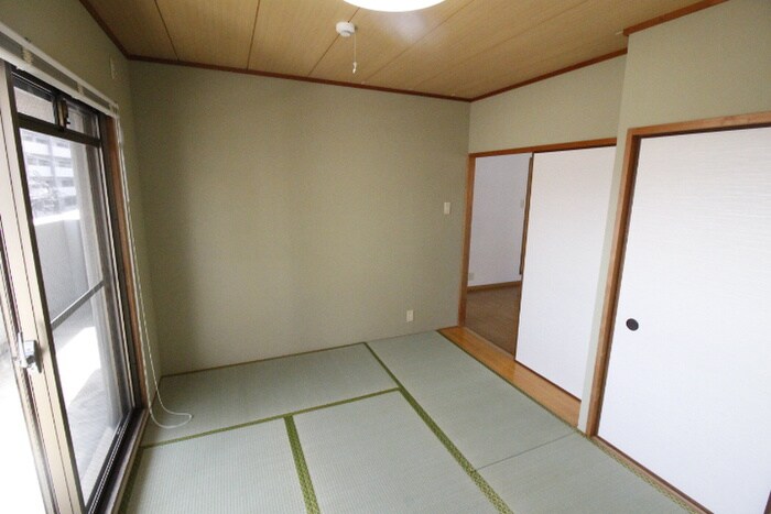 パインフィールド二条城の物件内観写真