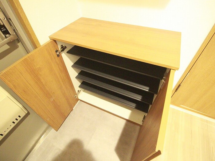 パインフィールド二条城の物件内観写真