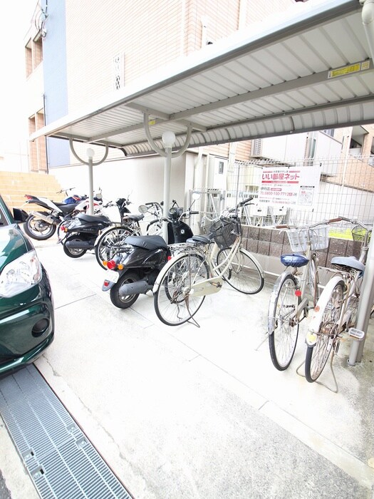 カミノレアルの物件外観写真