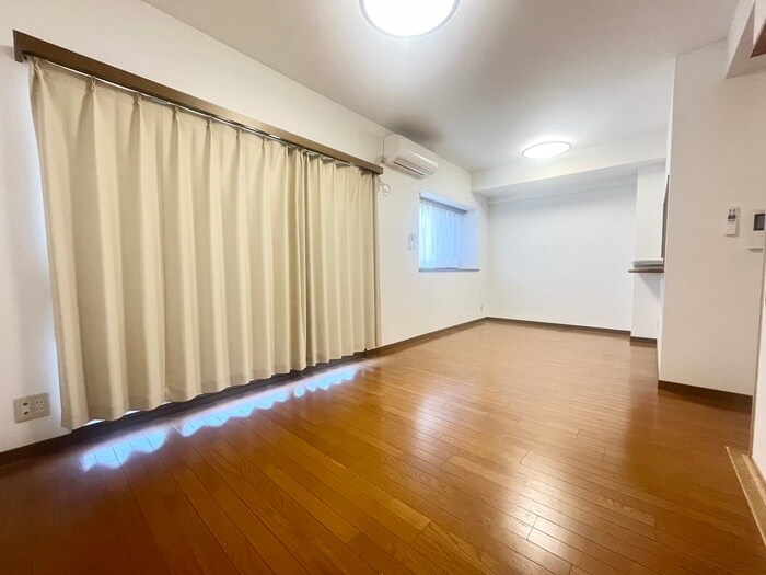 ﾌｧﾐ-ﾙｶﾞ-ﾃﾞﾝ二条駅前西棟（415）の物件内観写真