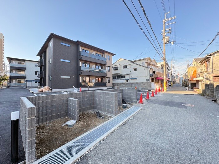 シエーナ川西中央２の物件外観写真