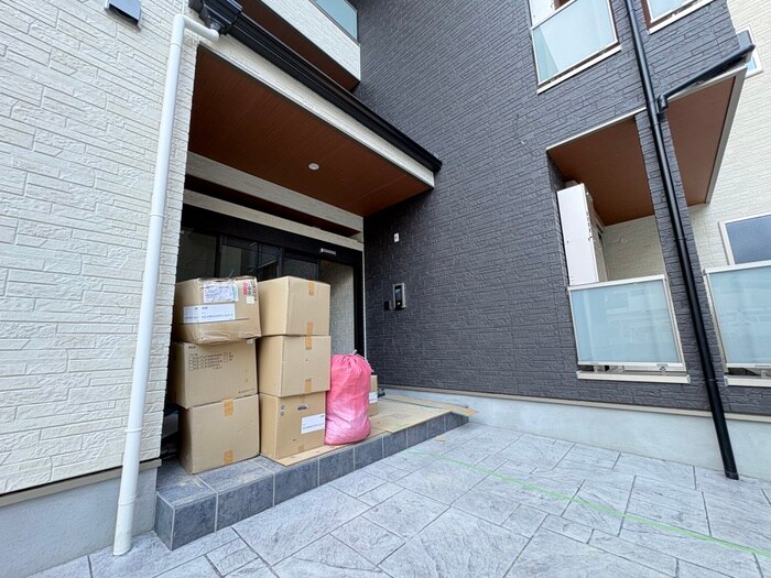 シエーナ川西中央２の物件外観写真