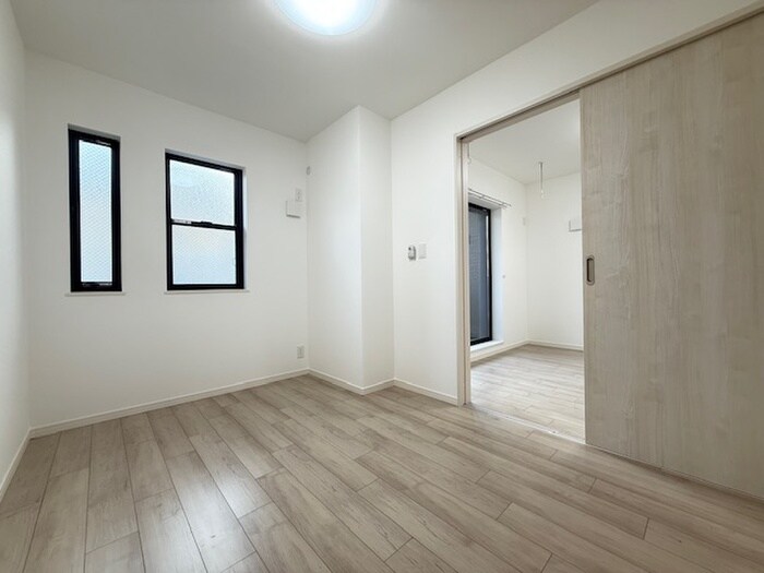 シエーナ川西中央１の物件内観写真