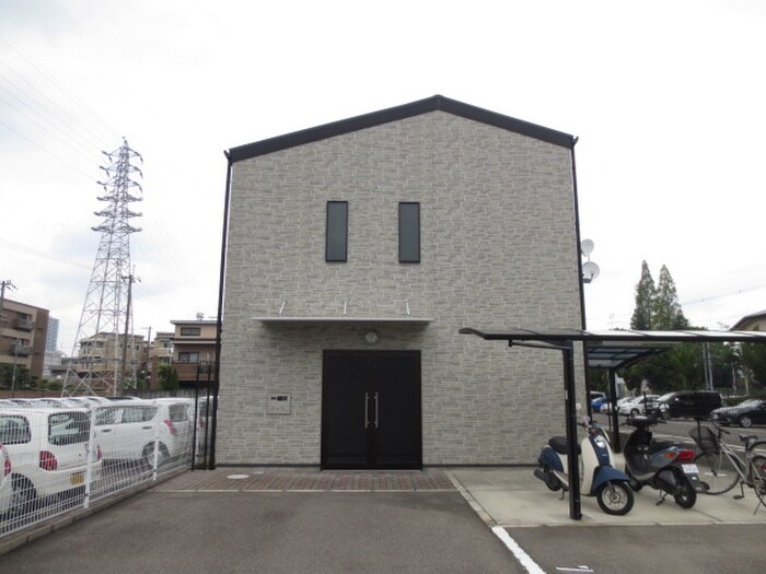 ｱﾝﾌﾟﾙ-ﾙﾌｪ-ﾙﾊﾝﾅﾊﾝﾅの物件外観写真