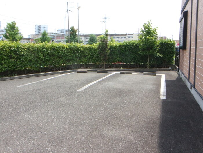 エイトハウス上野台の物件外観写真