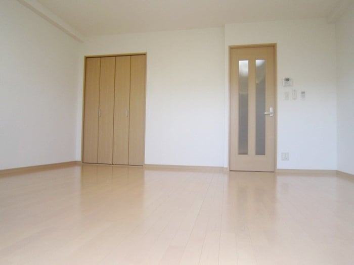 ｱﾝﾌﾟﾙ-ﾙﾌｪ-ﾙﾌﾘ-ｼﾞｱの物件内観写真