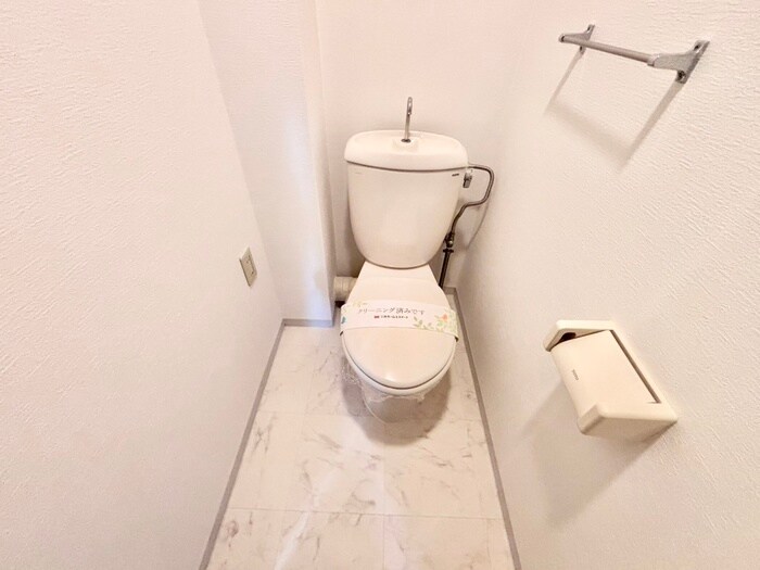 ラ・ジョリーメゾンの物件内観写真