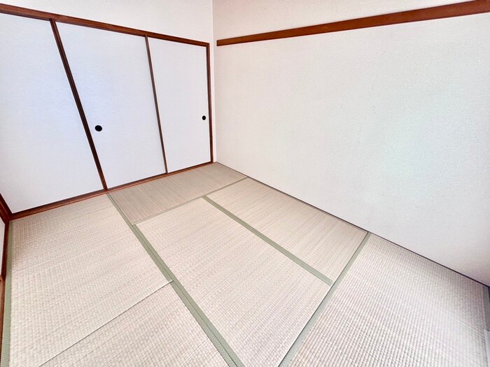 ラ・ジョリーメゾンの物件内観写真