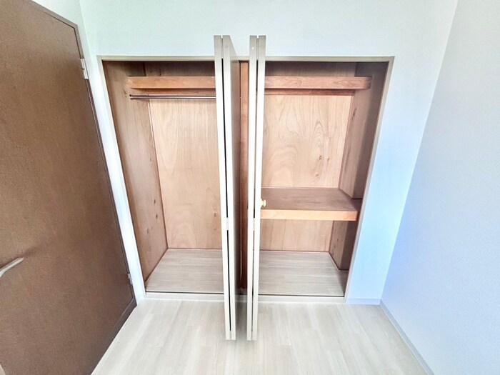 ラ・ジョリーメゾンの物件内観写真