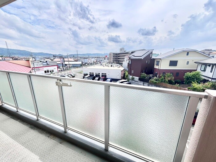 ラ・ジョリーメゾンの物件内観写真