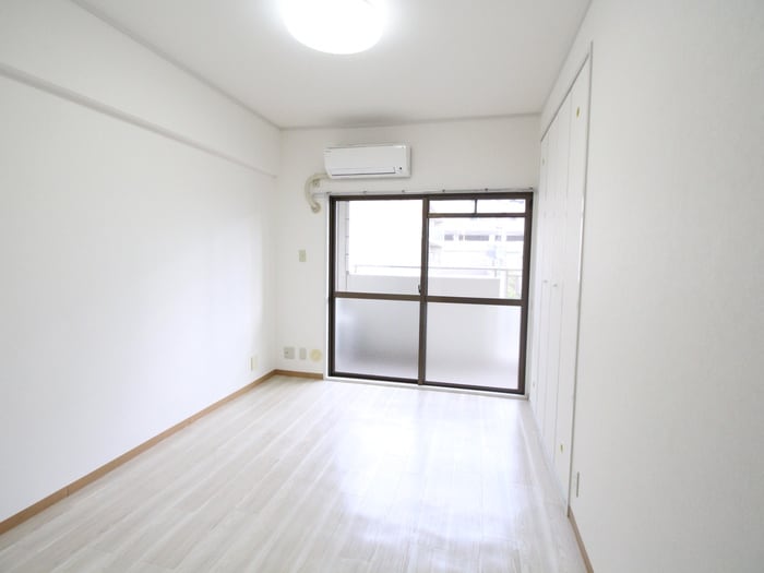 ロイヤルグレイスヴィラの物件内観写真