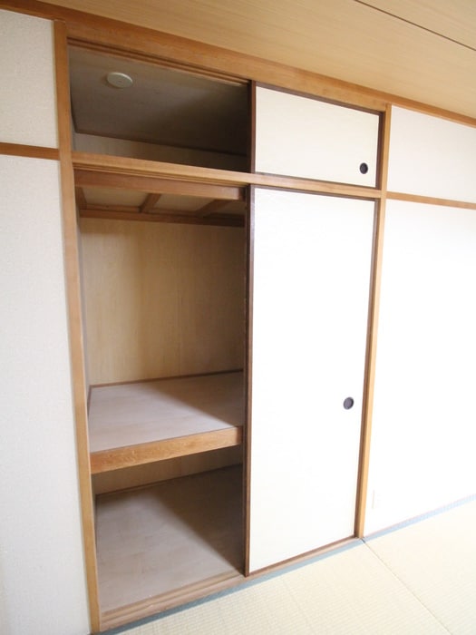 ロイヤルグレイスヴィラの物件内観写真