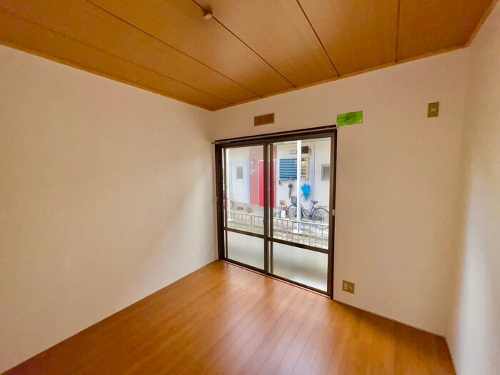 船本ハイツＡ棟の物件内観写真