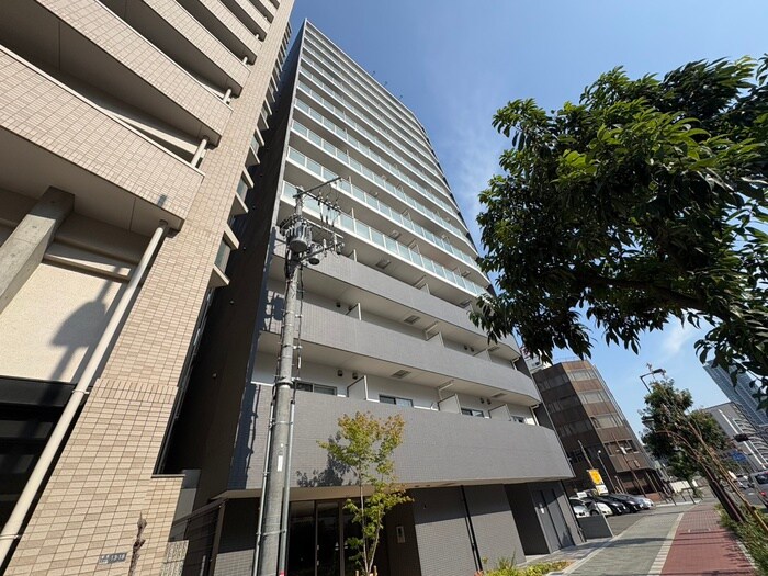 AｒtizA西長堀の物件外観写真