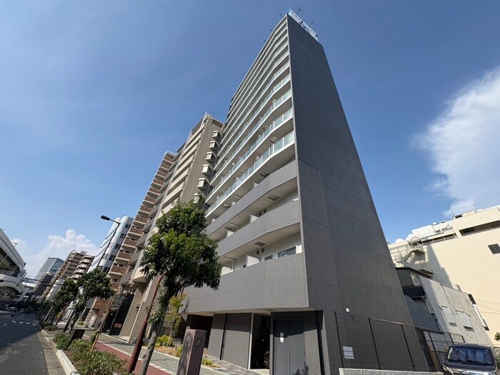 AｒtizA西長堀の物件外観写真