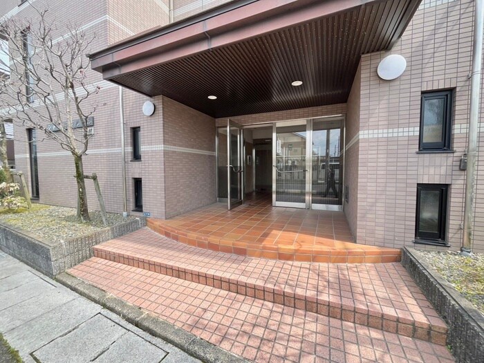 シャン・ド・フルール竹村の物件外観写真