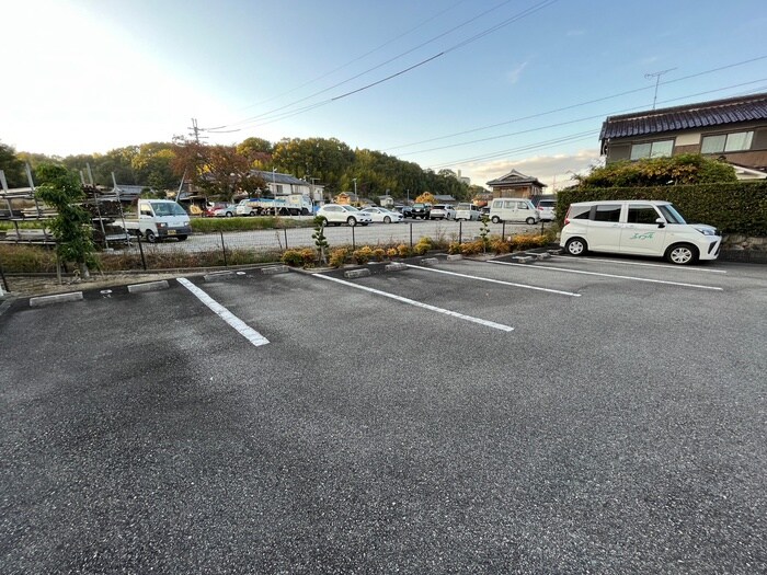 ウォームリブの物件外観写真