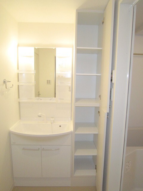 マンションロ－ドウェイの物件内観写真