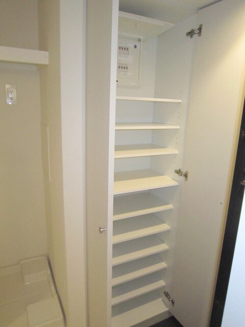 マンションロ－ドウェイの物件内観写真