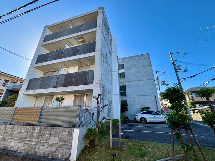 quatre saisonsの物件外観写真