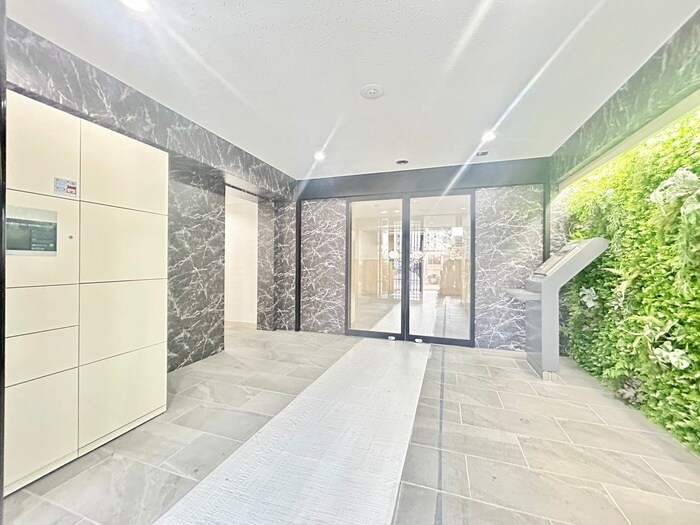 パインフィ－ルド五条の物件外観写真