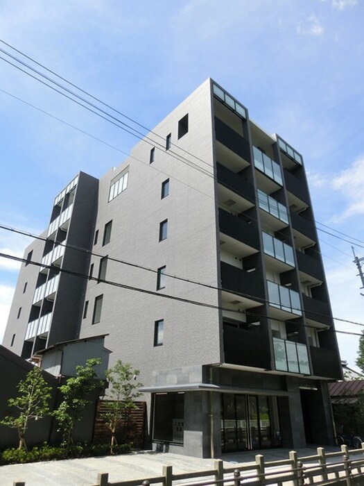 ザ・ガーデンスイートの物件外観写真