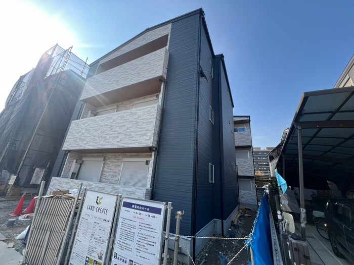 Kvell　Garden春日の物件外観写真