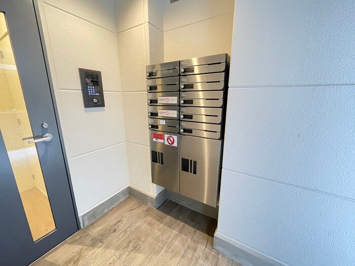 サンプット東仲ノ町の物件外観写真