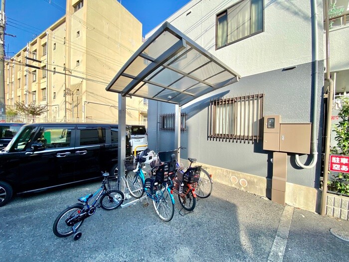 パンド－ラ帝塚山の物件外観写真