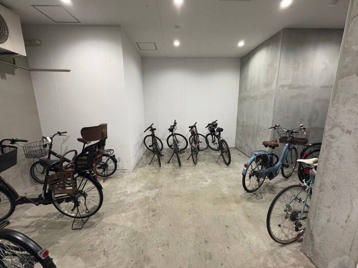 u-ro湊川公園前の物件外観写真