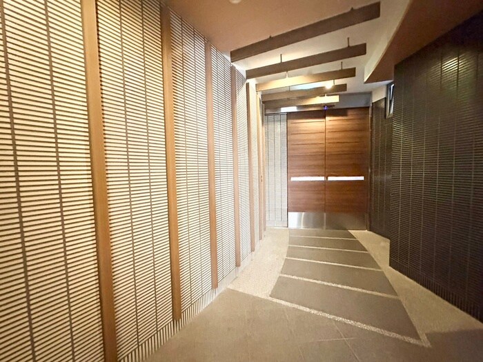 Poulownia立花通りの物件外観写真