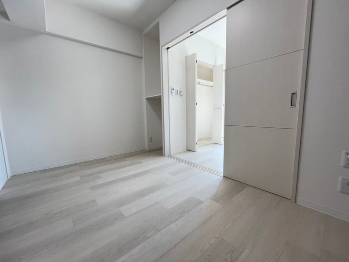 ｴｸﾞｾﾞ大阪CITYｵｰｽﾃｨﾝ(205)の物件内観写真